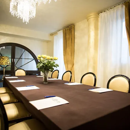 Western Premier Milano Palace 4* 모데나