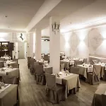 Western Premier Milano Palace Hotel 4*