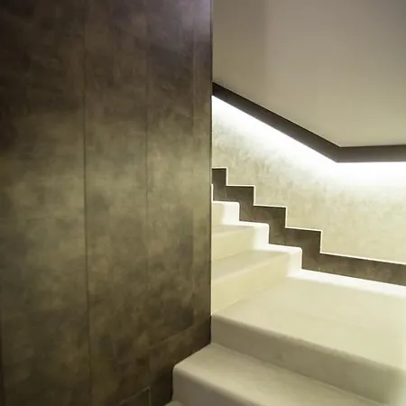 Western Premier Milano Palace 4* מודנה