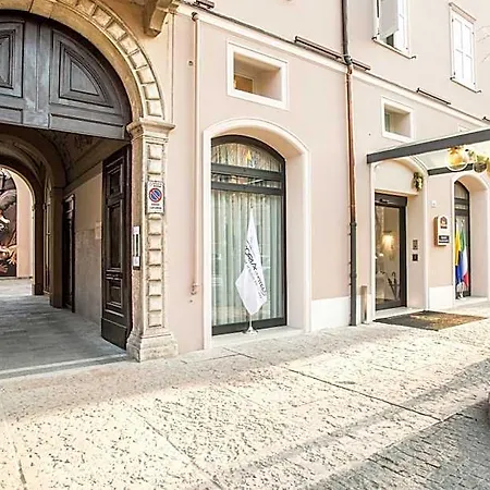 Western Premier Milano Palace 4*