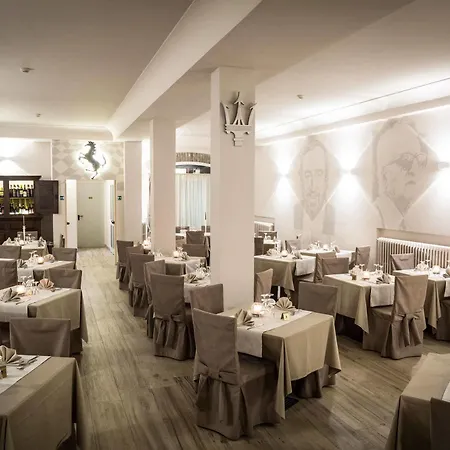 Western Premier Milano Palace מלון 4*