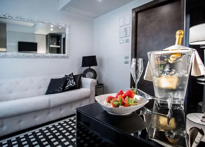 Hotel Western Premier Milano Palace 4*